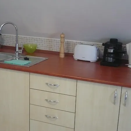 Eszter Apartman *