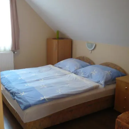 Eszter Apartmanhaz Apartment *